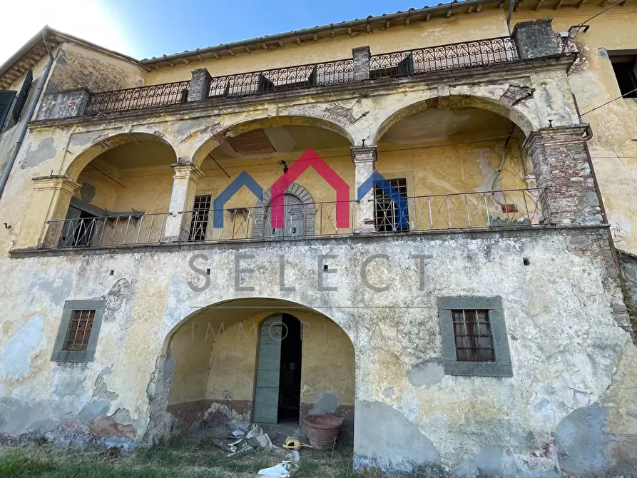 Immagine 8 di Villa in vendita  a Pescaglia
