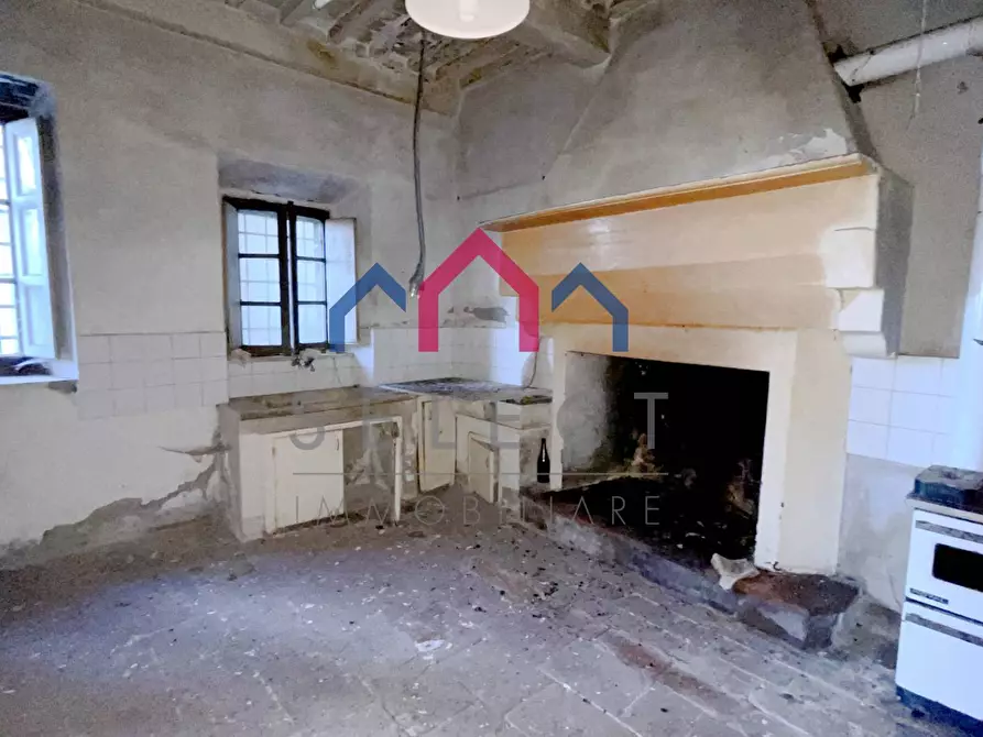 Immagine 116 di Villa in vendita  a Pescaglia