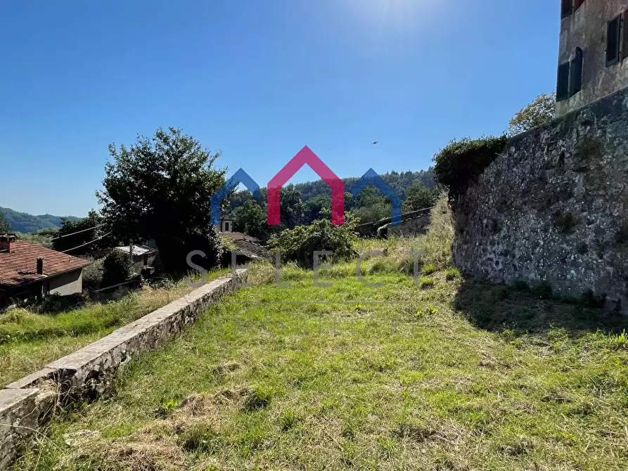 Immagine 83 di Villa in vendita  a Pescaglia