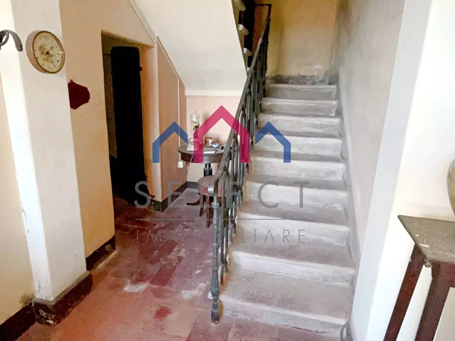 Immagine 38 di Villa in vendita  a Pescaglia