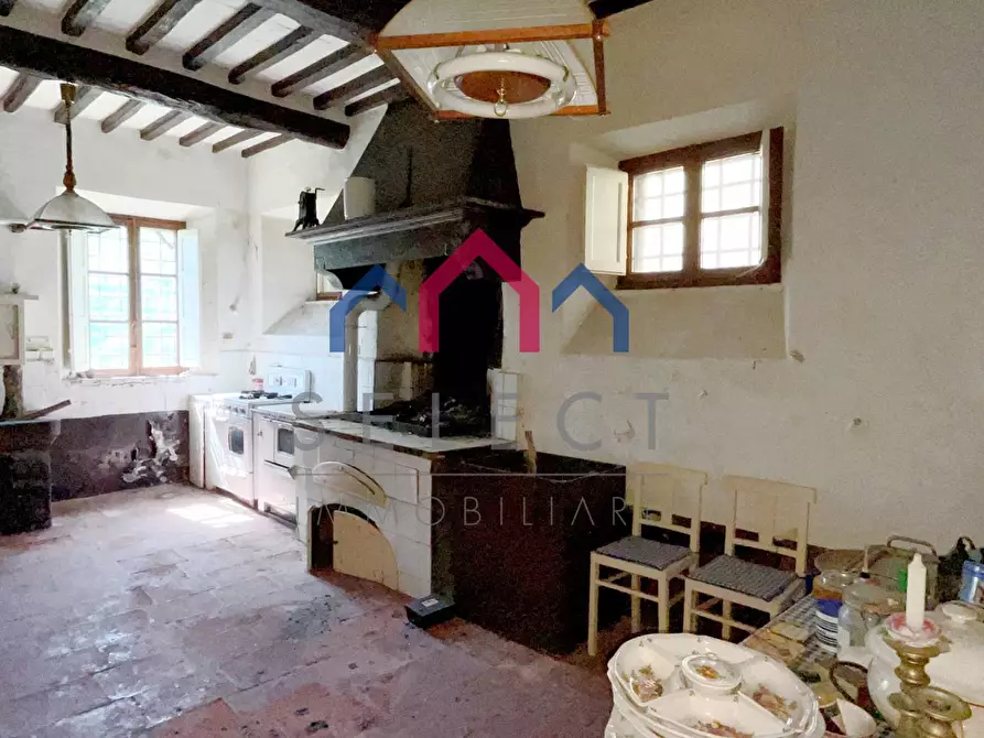 Immagine 33 di Villa in vendita  a Pescaglia