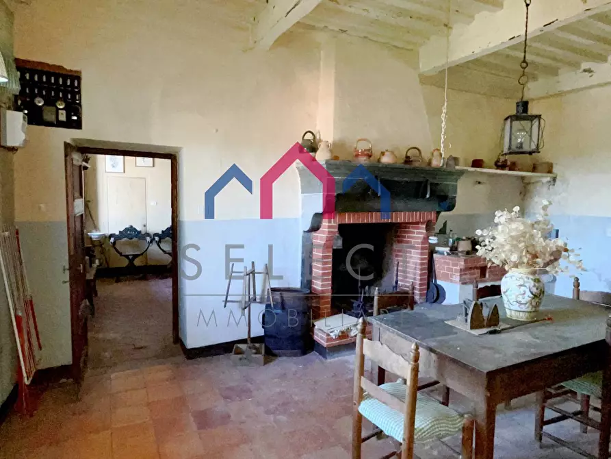 Immagine 46 di Villa in vendita  a Pescaglia