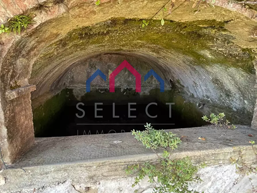 Immagine 88 di Villa in vendita  a Pescaglia