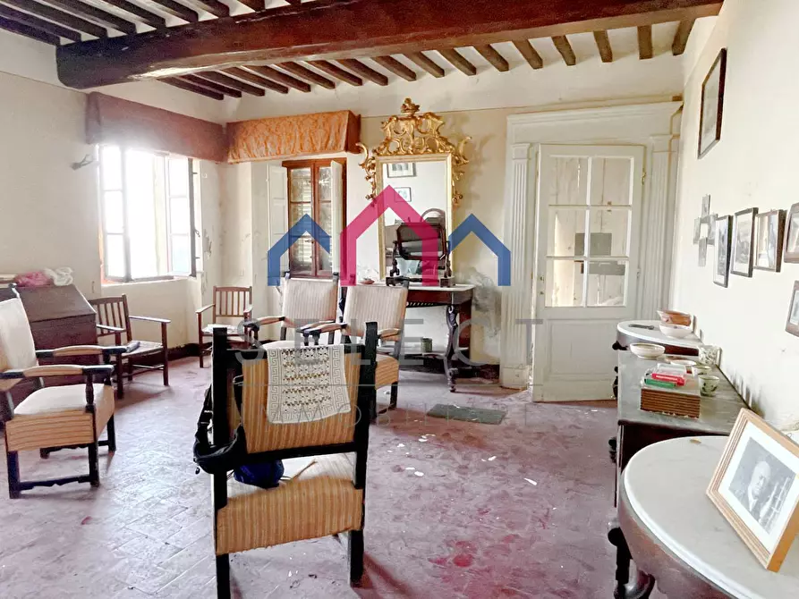 Immagine 26 di Villa in vendita  a Pescaglia