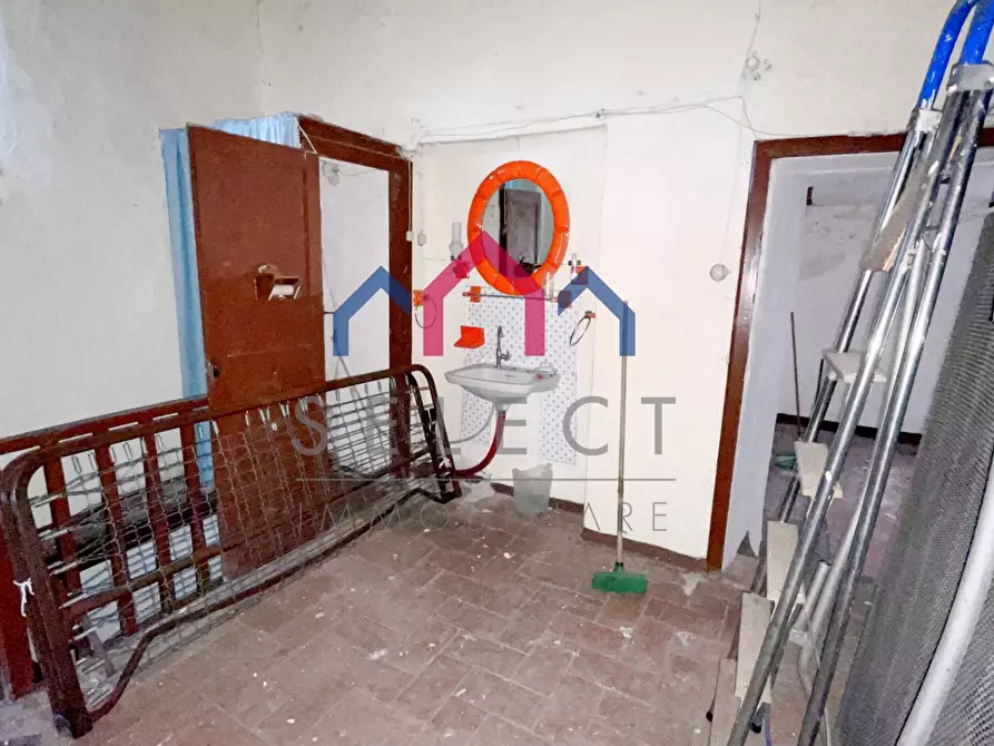 Immagine 25 di Terratetto in vendita  a Borgo A Mozzano