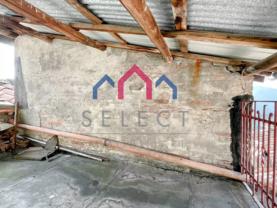 Immagine 35 di Terratetto in vendita  a Borgo A Mozzano