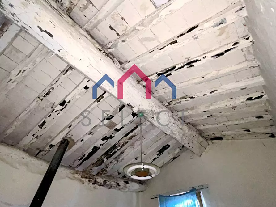 Immagine 30 di Terratetto in vendita  a Borgo A Mozzano