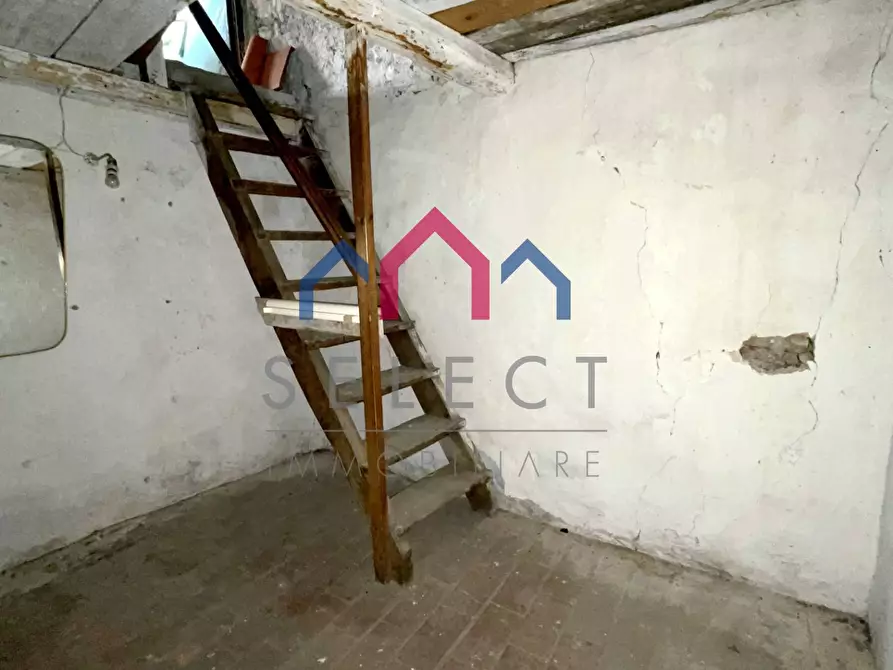 Immagine 31 di Terratetto in vendita  a Borgo A Mozzano