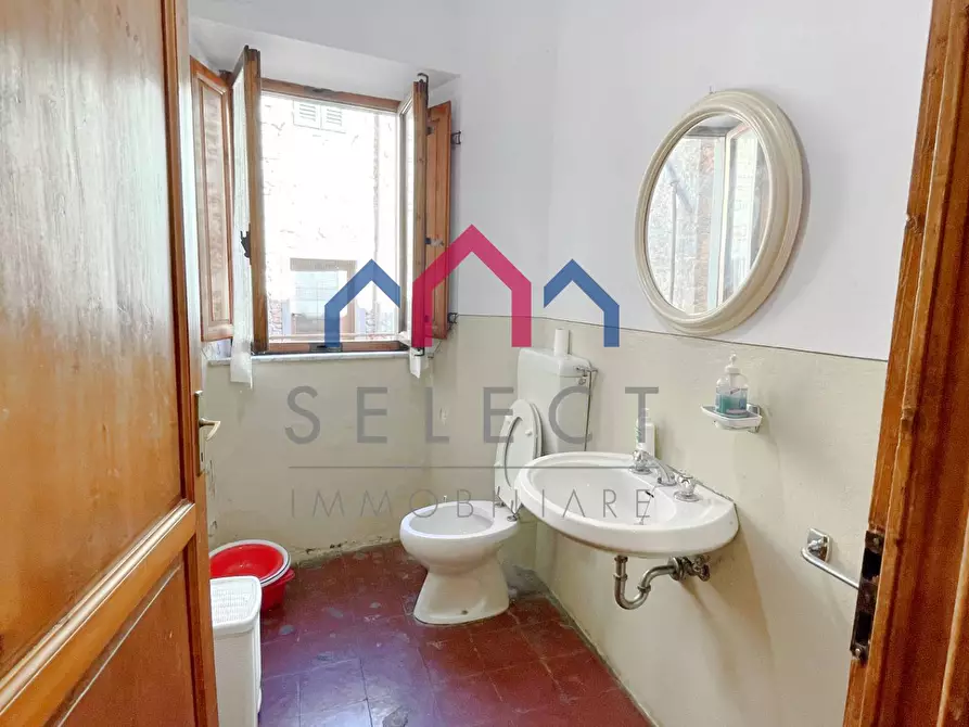 Immagine 19 di Villa in vendita  a Bagni Di Lucca