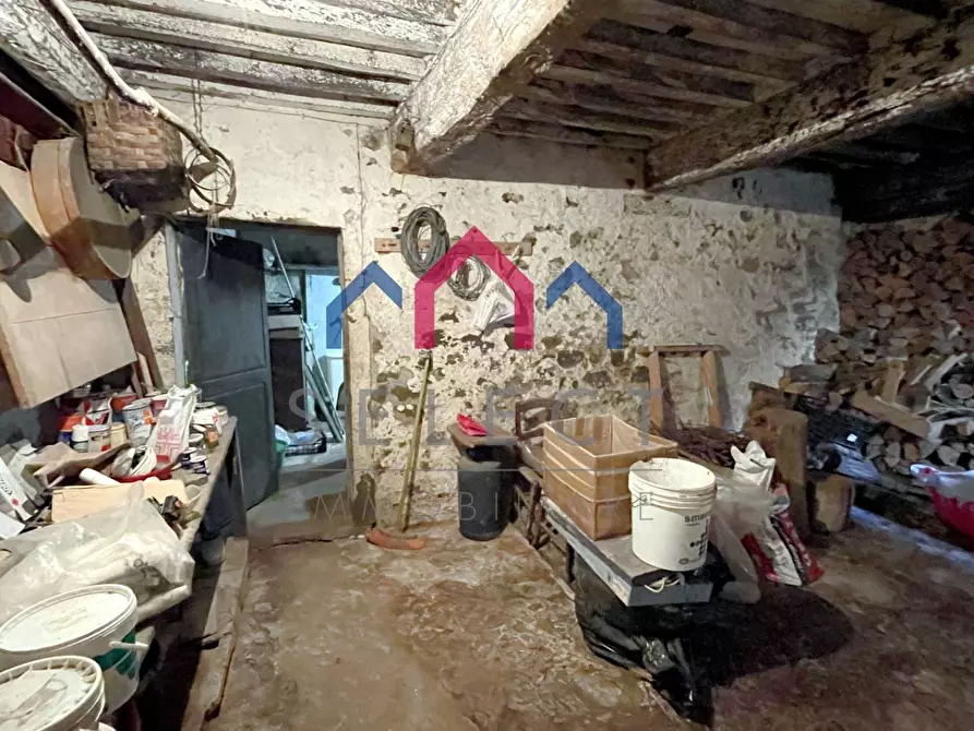 Immagine 65 di Villa in vendita  a Bagni Di Lucca