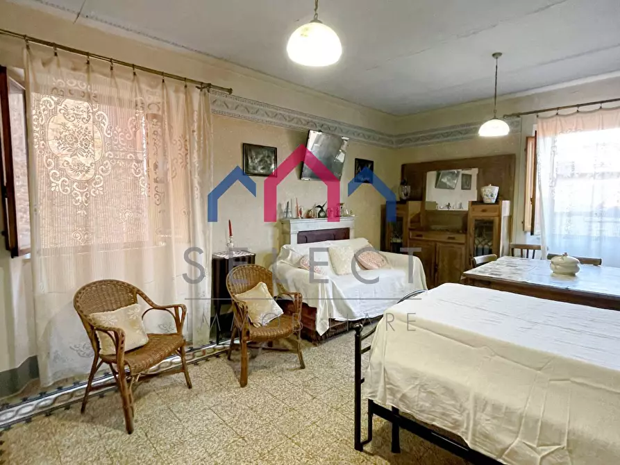 Immagine 21 di Villa in vendita  a Bagni Di Lucca