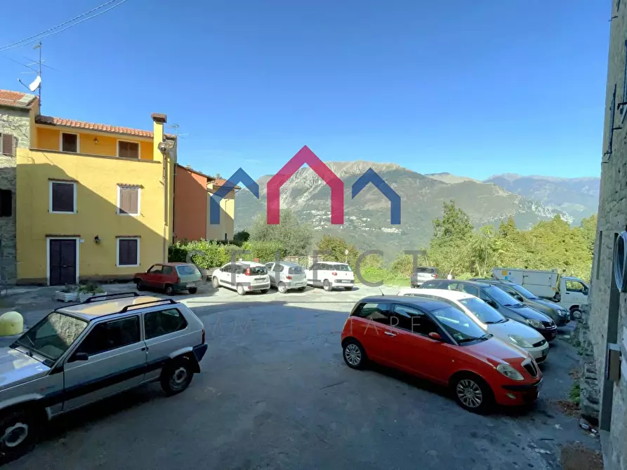 Immagine 85 di Villa in vendita  a Bagni Di Lucca