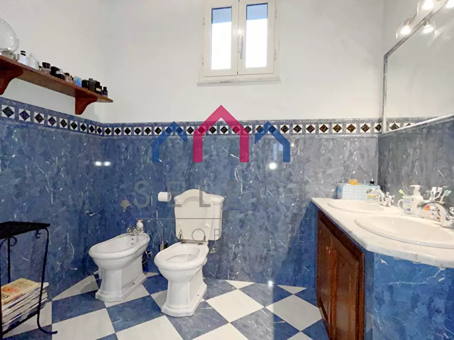 Immagine 29 di Appartamento in vendita  a Borgo A Mozzano