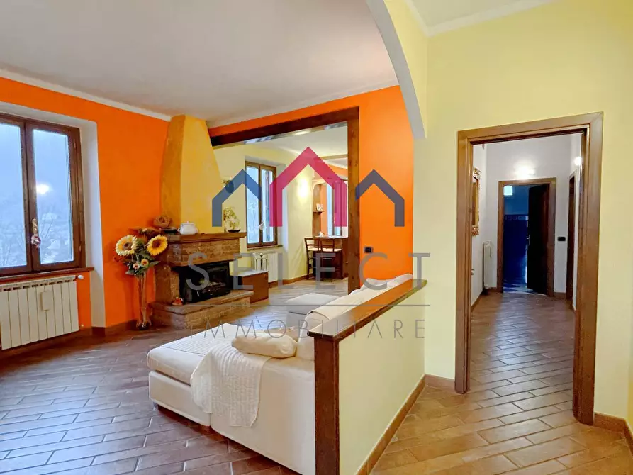 Immagine 6 di Appartamento in vendita  a Borgo A Mozzano