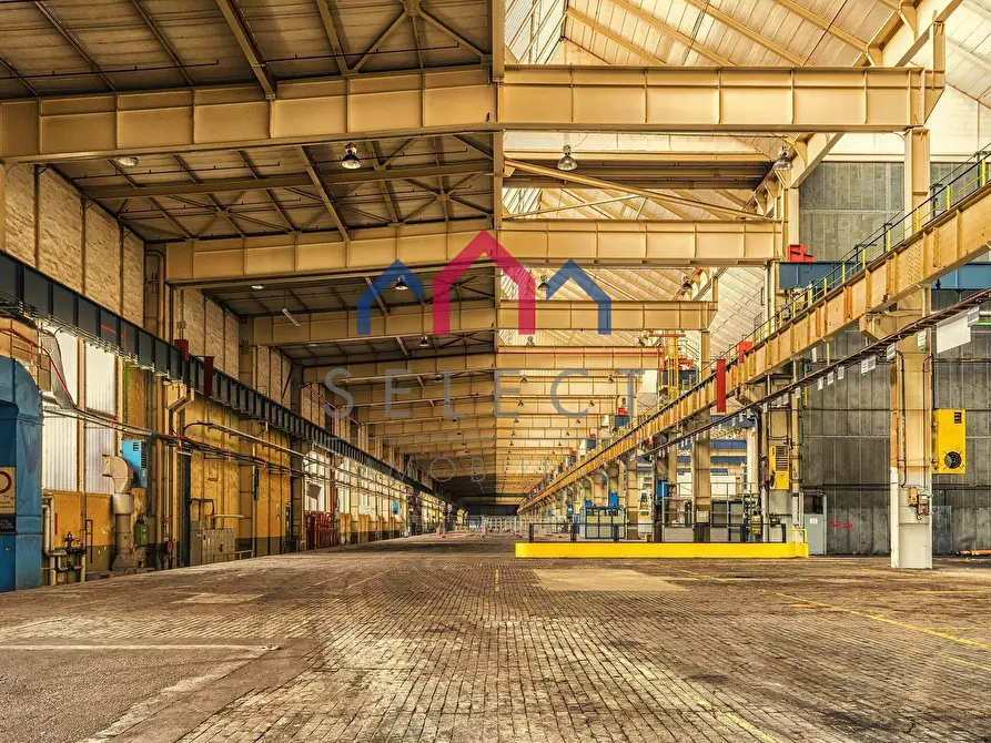 Immagine 3 di Laboratorio in vendita  a Borgo A Mozzano