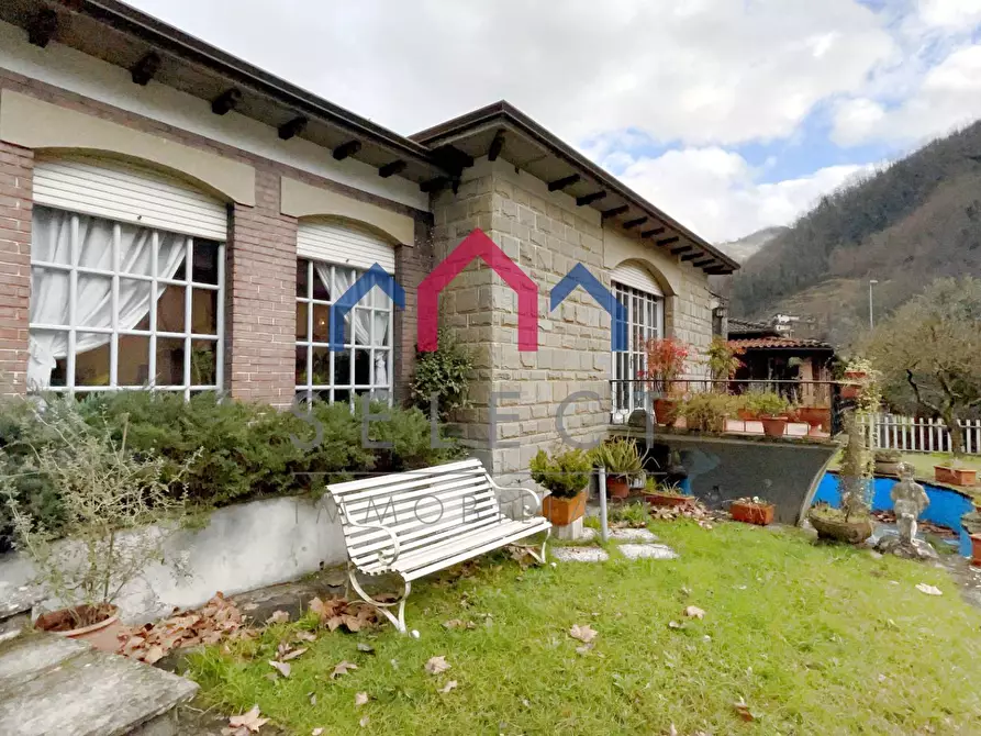 Immagine 32 di Villa in vendita  a Bagni Di Lucca