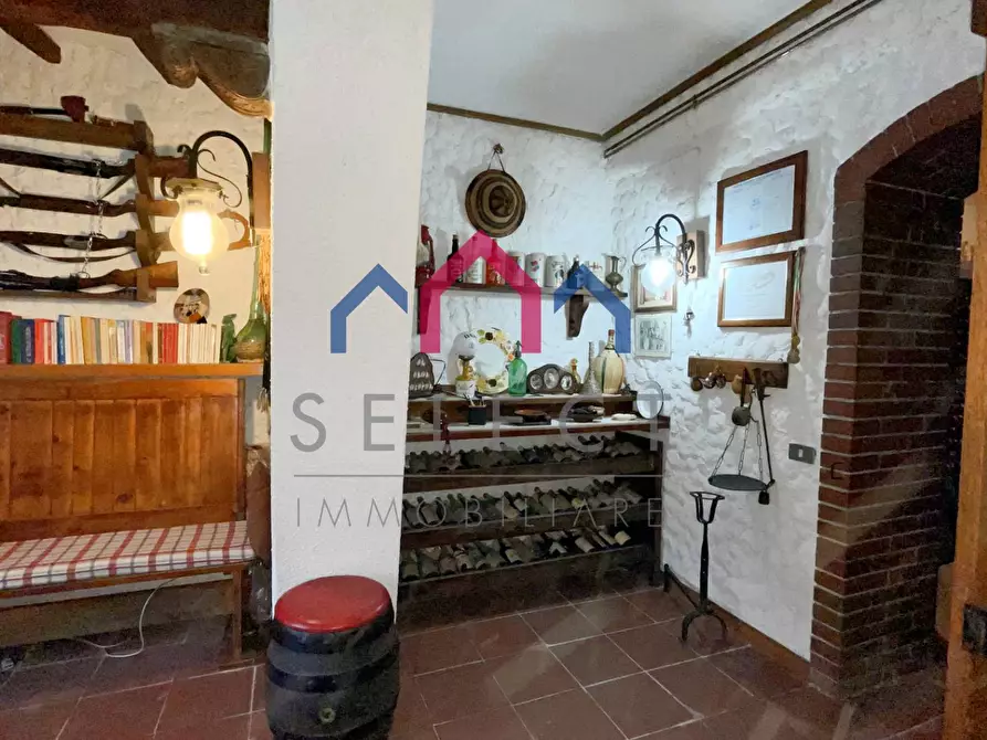 Immagine 19 di Villa in vendita  a Bagni Di Lucca