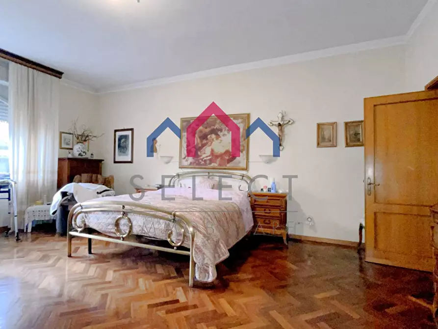 Immagine 11 di Villa in vendita  a Bagni Di Lucca