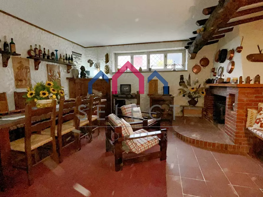 Immagine 18 di Villa in vendita  a Bagni Di Lucca