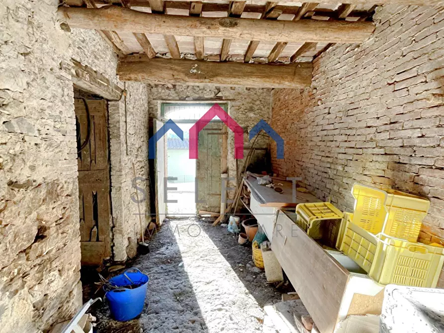 Immagine 42 di Appartamento in vendita  a Borgo A Mozzano