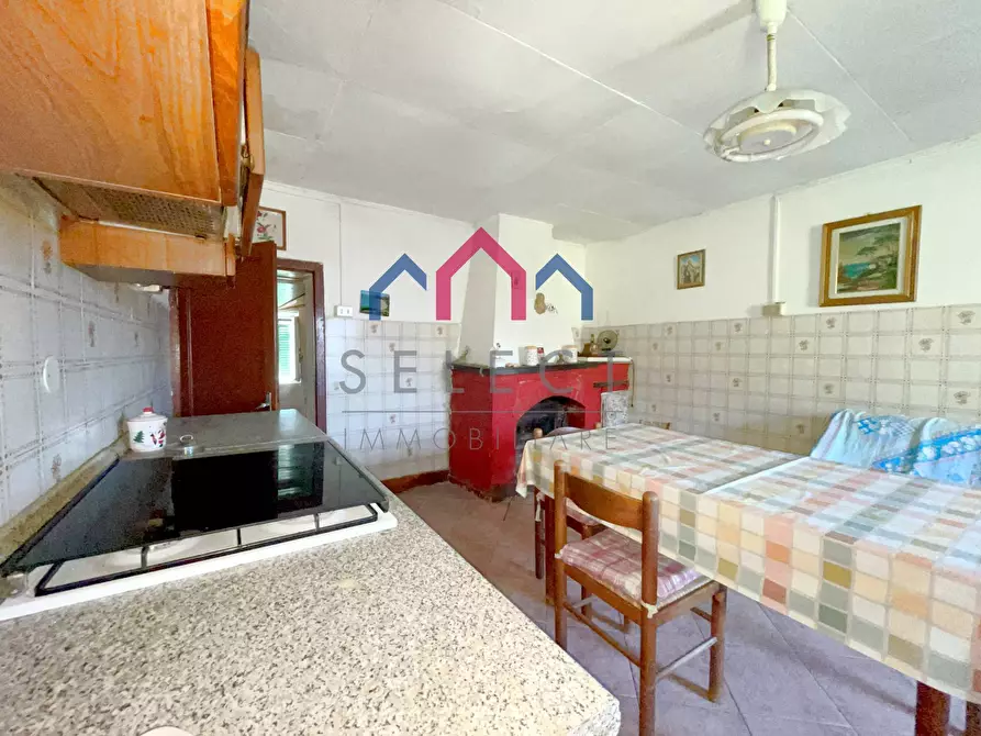 Immagine 14 di Appartamento in vendita  a Borgo A Mozzano