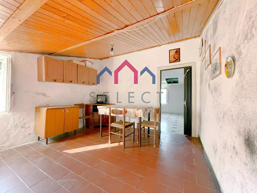 Immagine 22 di Appartamento in vendita  a Borgo A Mozzano