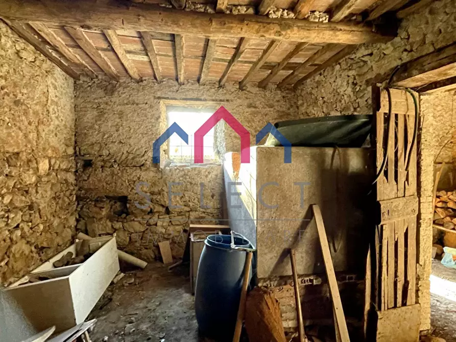 Immagine 45 di Appartamento in vendita  a Borgo A Mozzano