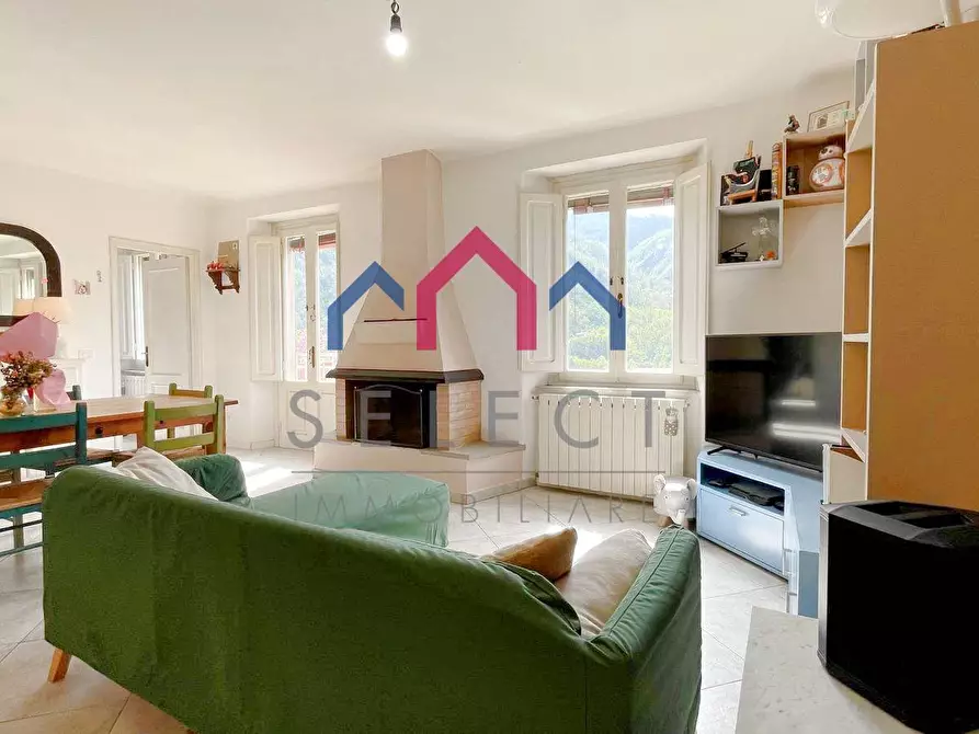 Immagine 9 di Appartamento in vendita  a Borgo A Mozzano