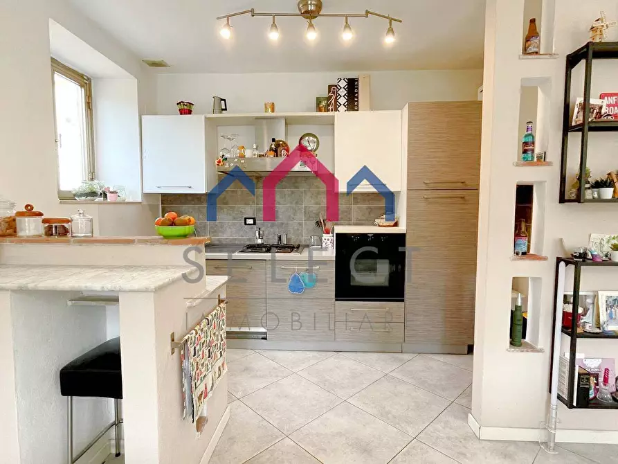 Immagine 16 di Appartamento in vendita  a Borgo A Mozzano