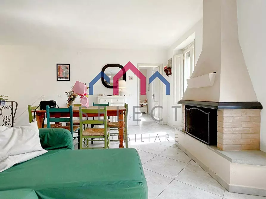 Immagine 28 di Appartamento in vendita  a Borgo A Mozzano