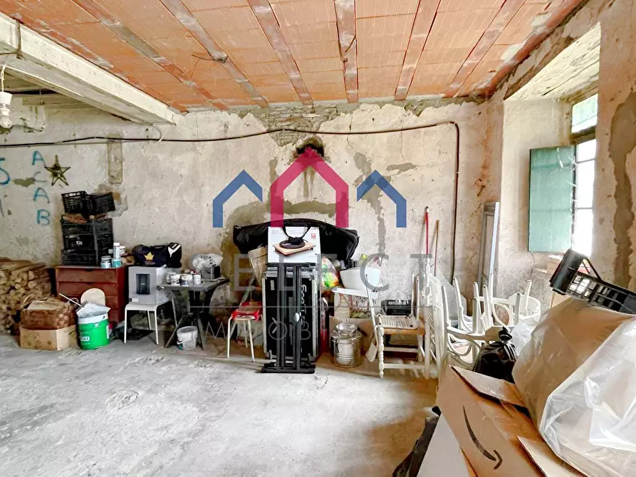 Immagine 43 di Appartamento in vendita  a Borgo A Mozzano