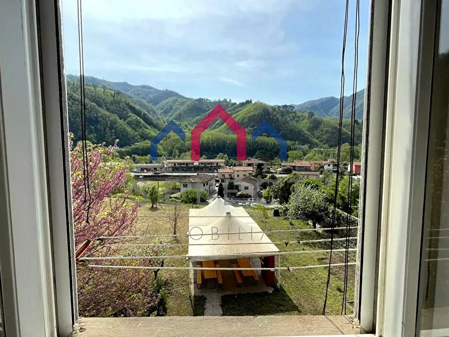 Immagine 7 di Appartamento in vendita  a Borgo A Mozzano