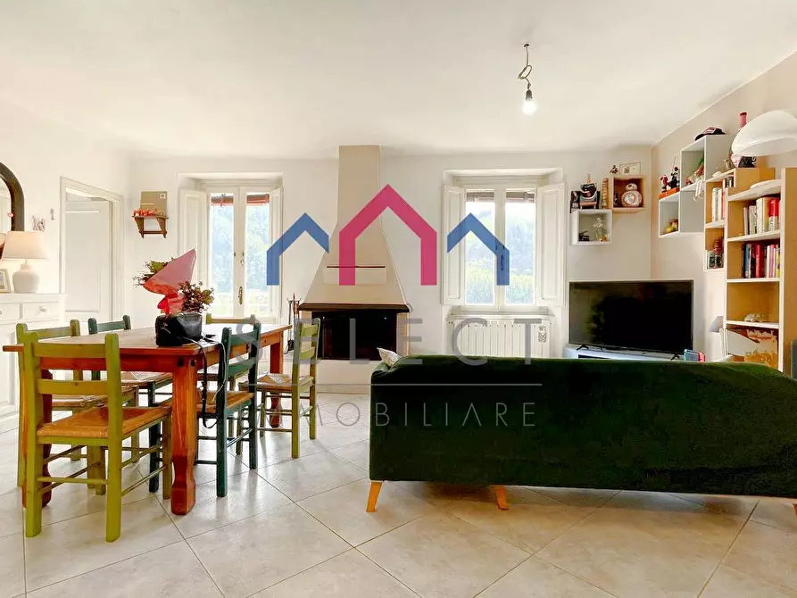 Immagine 23 di Appartamento in vendita  a Borgo A Mozzano