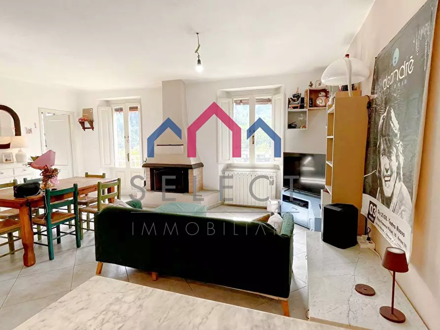 Immagine 18 di Appartamento in vendita  a Borgo A Mozzano