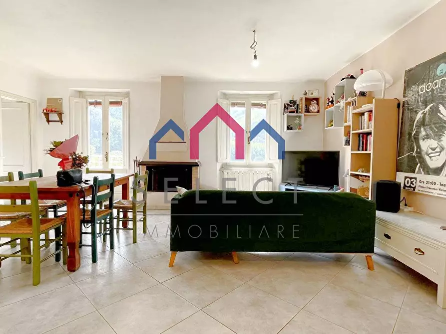 Immagine 20 di Appartamento in vendita  a Borgo A Mozzano