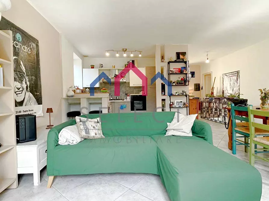 Immagine 1 di Appartamento in vendita  a Borgo A Mozzano