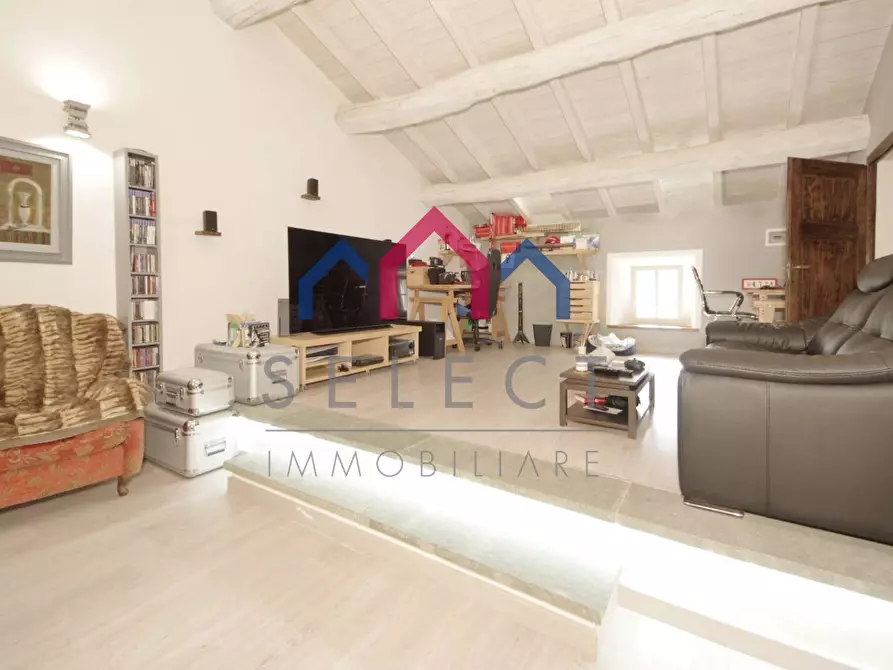 Immagine 68 di Rustico / casale in vendita  a Abetone Cutigliano