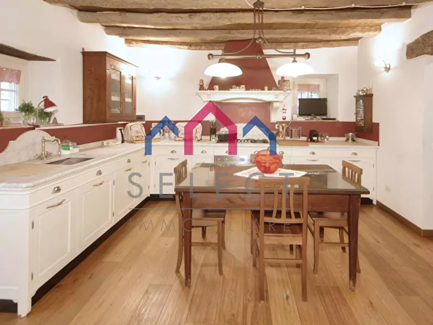 Immagine 39 di Rustico / casale in vendita  a Abetone Cutigliano