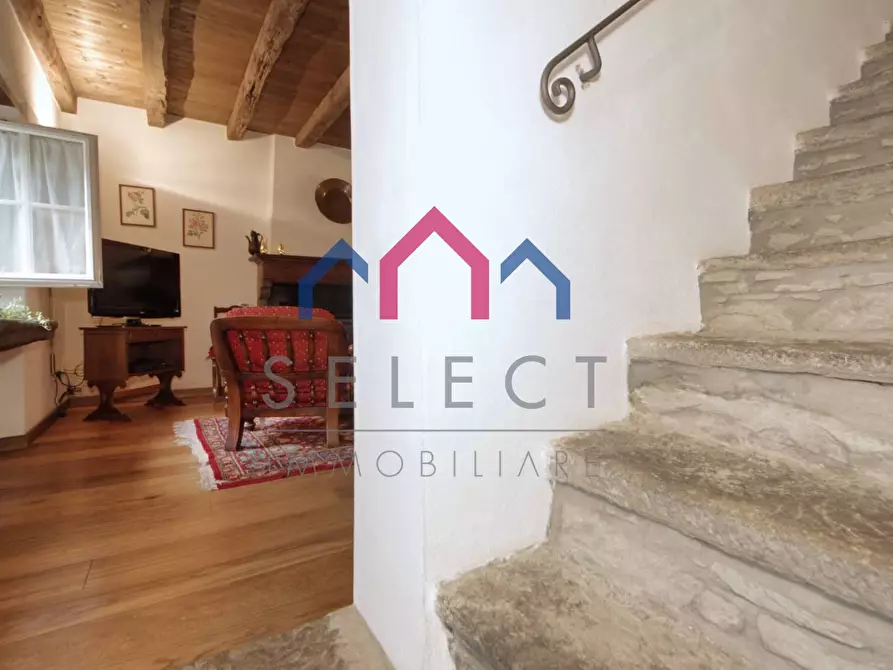 Immagine 46 di Rustico / casale in vendita  a Abetone Cutigliano