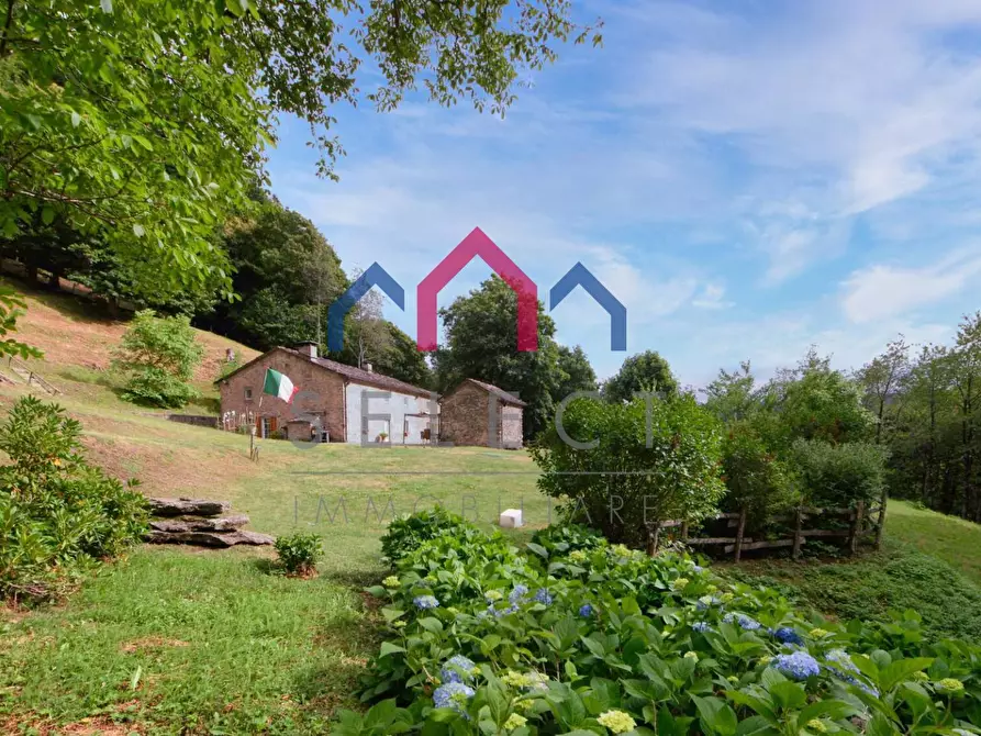 Immagine 18 di Rustico / casale in vendita  a Abetone Cutigliano