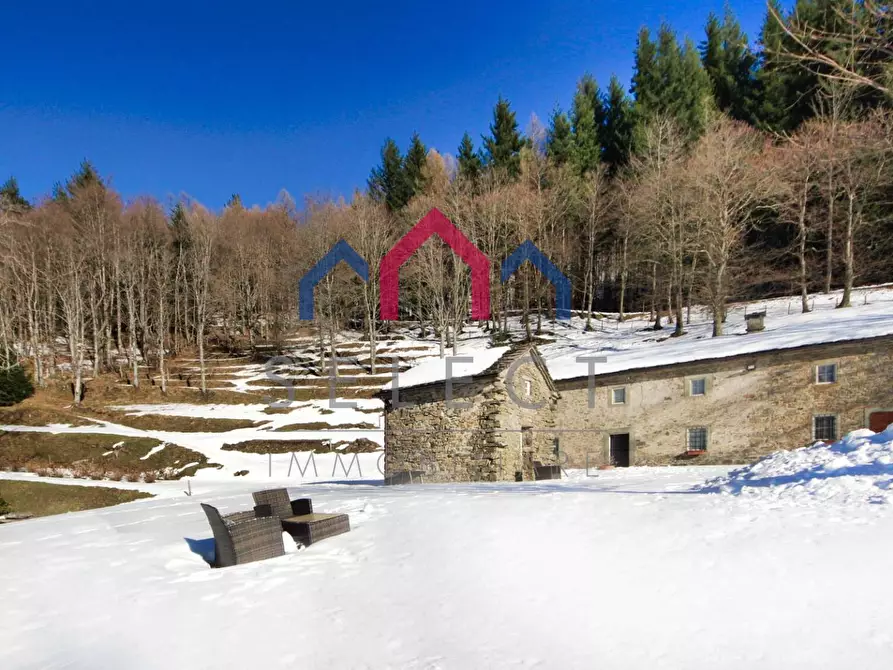 Immagine 89 di Rustico / casale in vendita  a Abetone Cutigliano