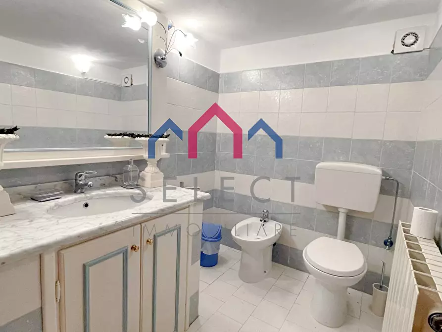 Immagine 73 di Terratetto in vendita  a Bagni Di Lucca