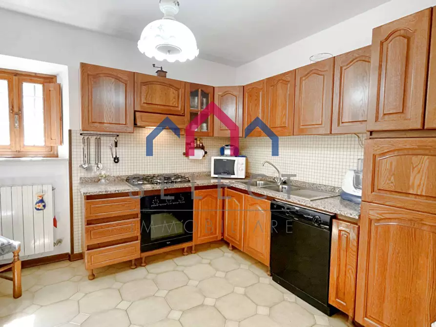 Immagine 15 di Terratetto in vendita  a Bagni Di Lucca