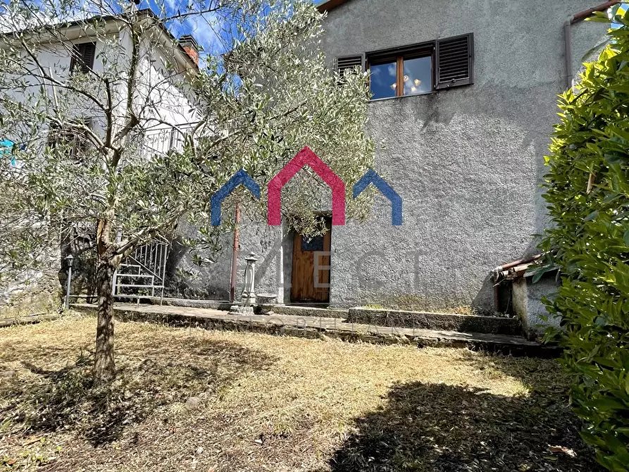 Immagine 55 di Terratetto in vendita  a Bagni Di Lucca
