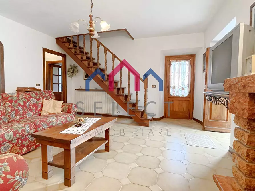 Immagine 8 di Terratetto in vendita  a Bagni Di Lucca