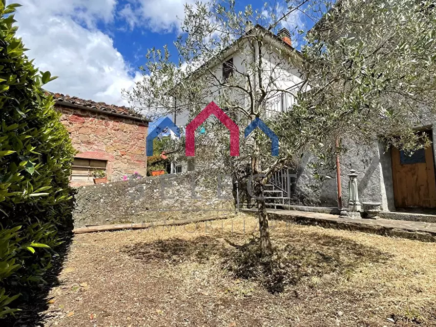 Immagine 54 di Terratetto in vendita  a Bagni Di Lucca