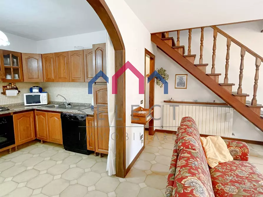 Immagine 20 di Terratetto in vendita  a Bagni Di Lucca