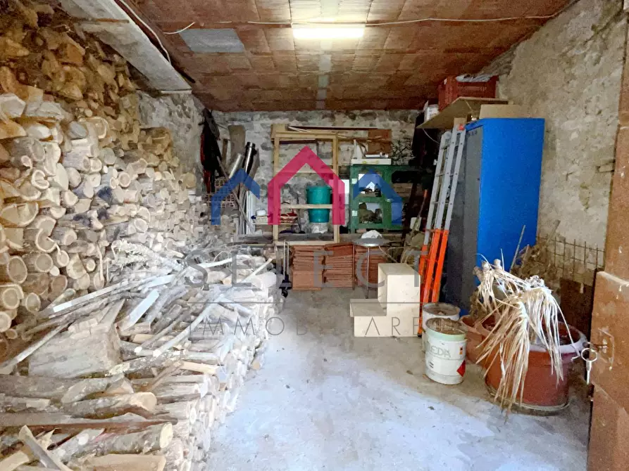 Immagine 75 di Terratetto in vendita  a Bagni Di Lucca