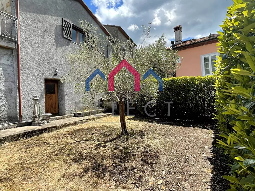 Immagine 77 di Terratetto in vendita  a Bagni Di Lucca