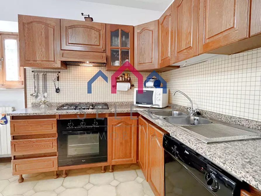 Immagine 18 di Terratetto in vendita  a Bagni Di Lucca